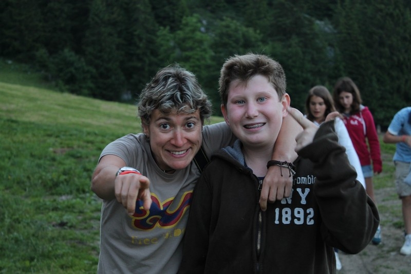 Village Camps International Summer Camp Leysin, Switzerland 2025-08-09 https://www.villagecamps.com/journals_admin/images/681-14-campfire (42).jpg